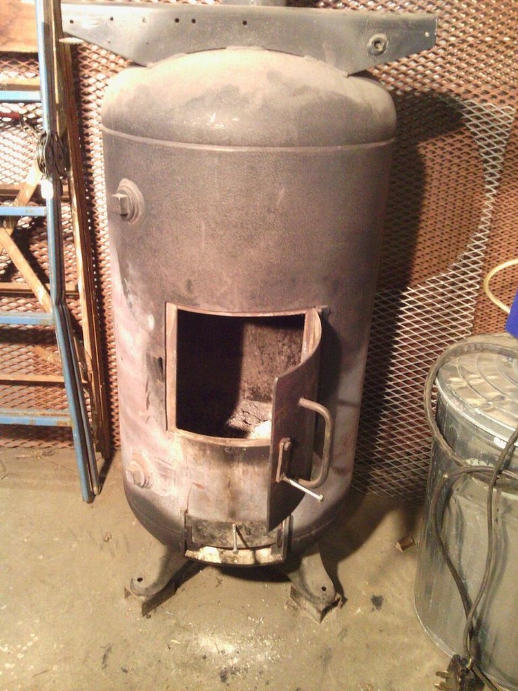 Brian Ham's Small Homemade Wood Stove Off Topic Drive On Wood!